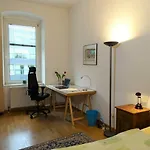 Apartment Charming, Central, Spacious Innsbruck