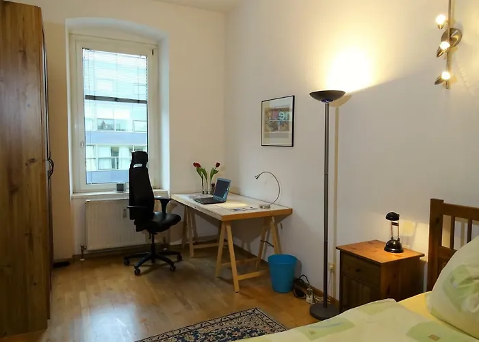 Apartment Charming, Central, Spacious Innsbruck