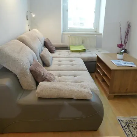 Charming, Central, Spacious Innsbruck