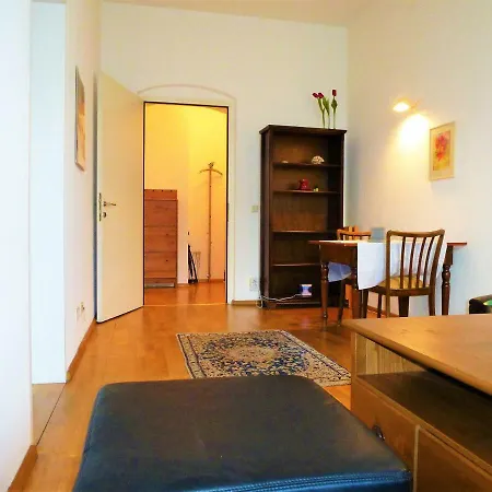 Charming, Central, Spacious Apartment